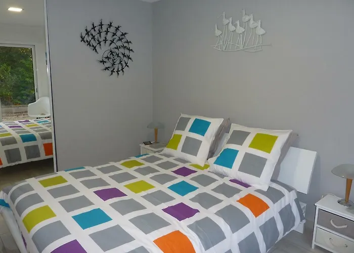 La Baie Des Remparts Meuble Les Aigrettes *